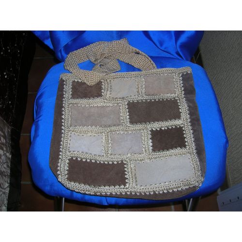 Sac À Main 70% Lether 30% Polypropylene 27 X 29 Cm.