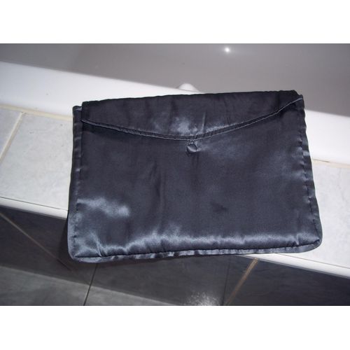 Pochette Tissu Genre Satin Grise
