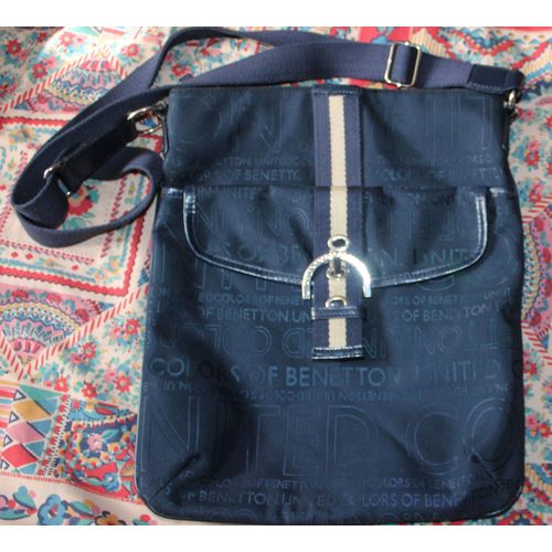 Pochette Marine Benetton En Tissus