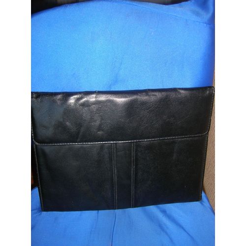 Pochette Noir 36 X 26 Cm.