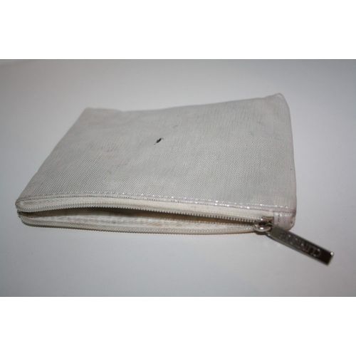 Trousse De Maquillage Argentée Clinique