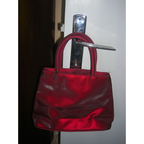 Sac À Main Rouge 26 X 20 Cm.