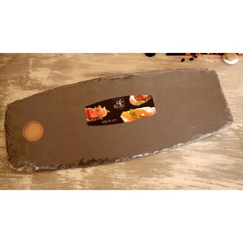 Assiette De Présentation En Ardoise