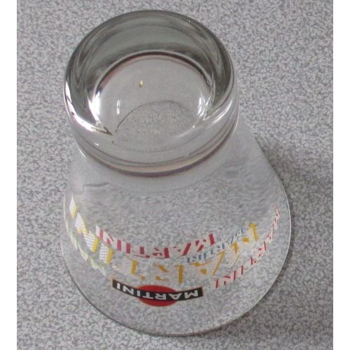 Verre Martini - Fond Épais - Hauteur 11.5cm - Avec Le Nom Martini Écrit De Différentes Couleurs