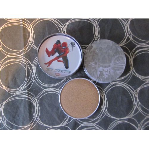 Lot De 4 Dessous De Verres En Metal Et Liege Marvel Spiderman En Boite D'origine.