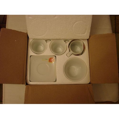 Tête À Tête, Deux Tasse À Café, 2 Sous Tasses, Pot À Lait, Sucrier, Décor Fleurs