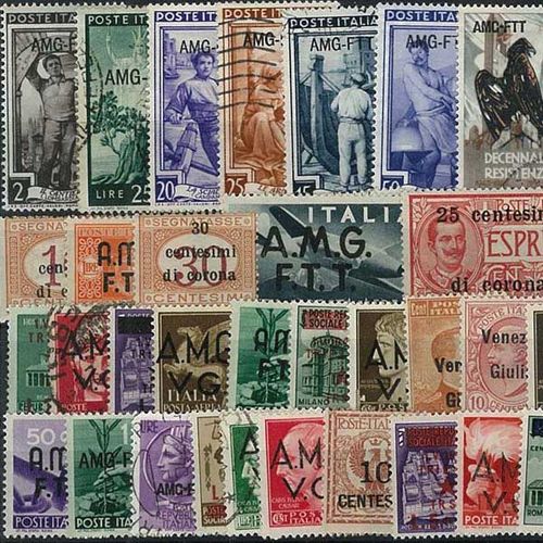 Collection De Timbres Trieste Oblitérés : Qté - 200 Timbres Différents