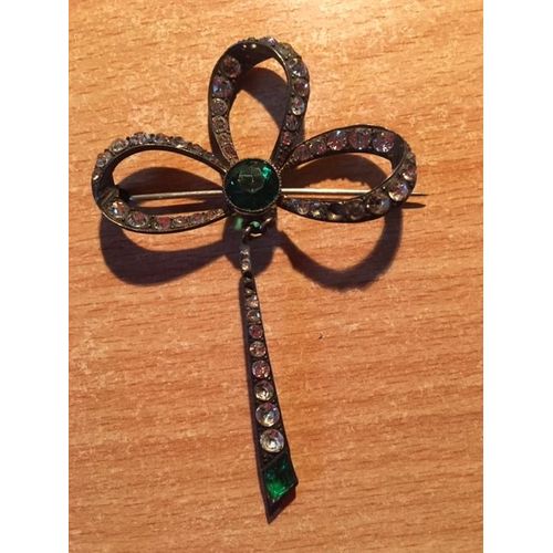 Broche Ancienne Fleur À 3 Pétales - Strass Blanc Et Vert