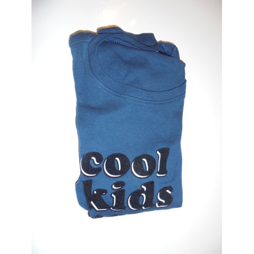 T Shirt Enfant À Manches Longues, De Couleur Bleue Foncée, Taille 6 Ans, 114-119 Cm, De La Marque Kiabi
