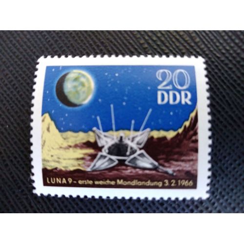 Timbre Allemagne / Rda Yt 864 Le Premier Alunissage En Douceur De Luna 9 1966 ( 090306 )