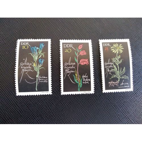 Timbre Allemagne / Rda Yt 933 A 935 Séries: Fleurs Protégées 1966 ( 090306 )