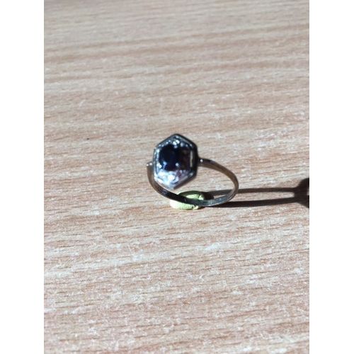 Bague Ancienne Hexagonale Vaec Brillants Et Cristal Central Noir - Taille 55 -