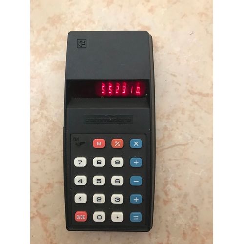 Calculatrice commodore 796M