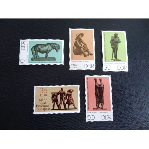 Timbre Allemagne / Rda Yt 1817 A 1821 Séries: Petites Statues Des Musées De Berlin 1976 ( 100306 )