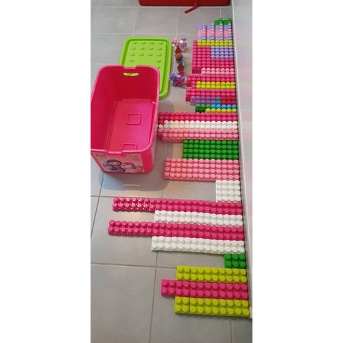 314 Legos Mega Bloks First Builders