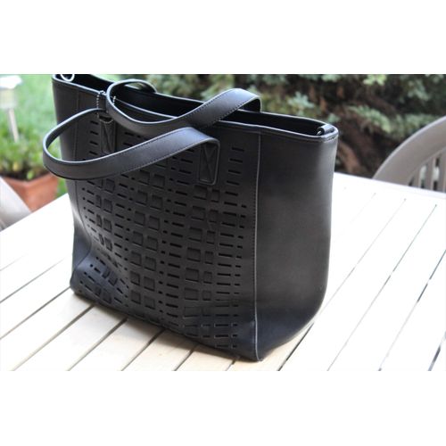 Sac Minelli Noir Neuf Doublè Avec Une Face Joliement Quadrillèe.