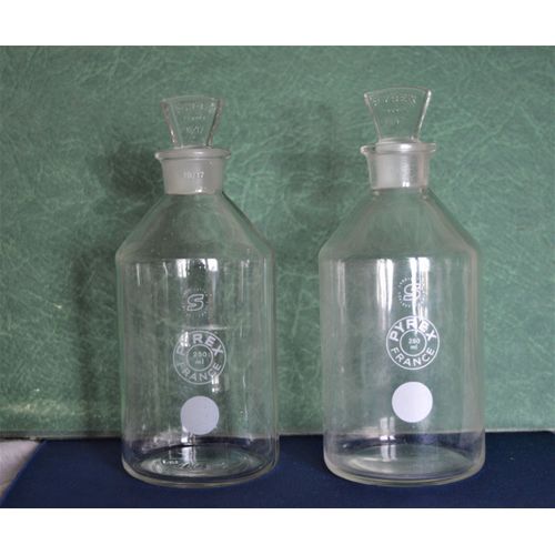Lot 4 Flacons En Verre Pyrex Avec Bouchons
