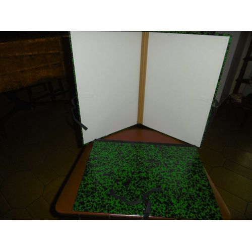 Carton A Dessin Marbré Vert Et Noir Fermeture Avec Un Cordon 285x380mm 38249 Lot De 2