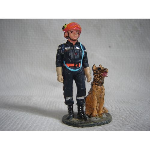 Les Heros Du Feu N° 02 Pompier Cobra : Le Duo Cynotechnique Chien Et Pompiers En France
