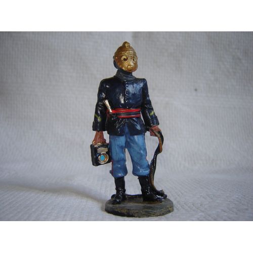 Les Heros Du Feu N° 04 Pompier Cobra : Pompier En Tenue De Feu Avec Casque Respiratoire Vers 1893