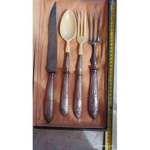 Ancien Couverts De Service De Table