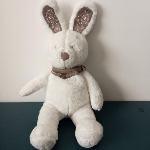 Doudou Peluche Lapin Blanc Avec Bandana Marron Simba Toys