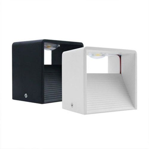 Applique Murale Led ""Kuutio"" 6w : Couleur  - Argent