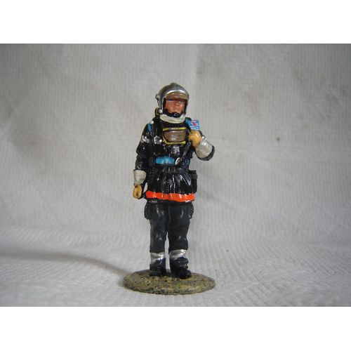 Les Heros Du Feu N° 22 Pompier Cobra : Le Pompier Caporal Français En Tenue De Feu 2005