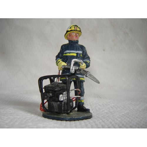 Les Heros Du Feu N° 34 Pompier Cobra : Pompier Irlandais En Tenue De Feu Dublin 2002