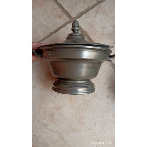 Soupière En Étain