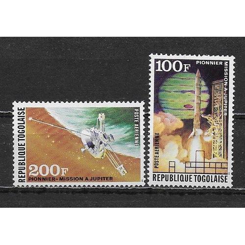 Togo Poste Aerienne 1974 : Espace : Mission "Pionnier" À Jupiter : Satellite/ Fusée - Série Entière De 2 Timbres Neufs **