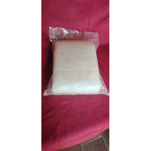 Couverture Fine Blanche 1m90 X 2m Neuve