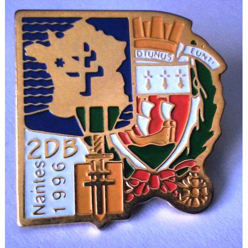 2 Db Division Blinde Nantes 1996 Pins Numrot 461