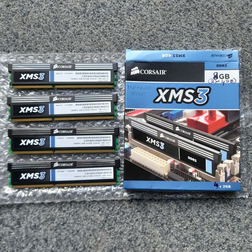 2 kit (2 X 2 barettes de 2 GB chacune soit 8 GB au total) CORSAIR Barettes de Mmoire Vive XMS3 DDR3 4GB 1600 Mhz PC 12800 CAS 9