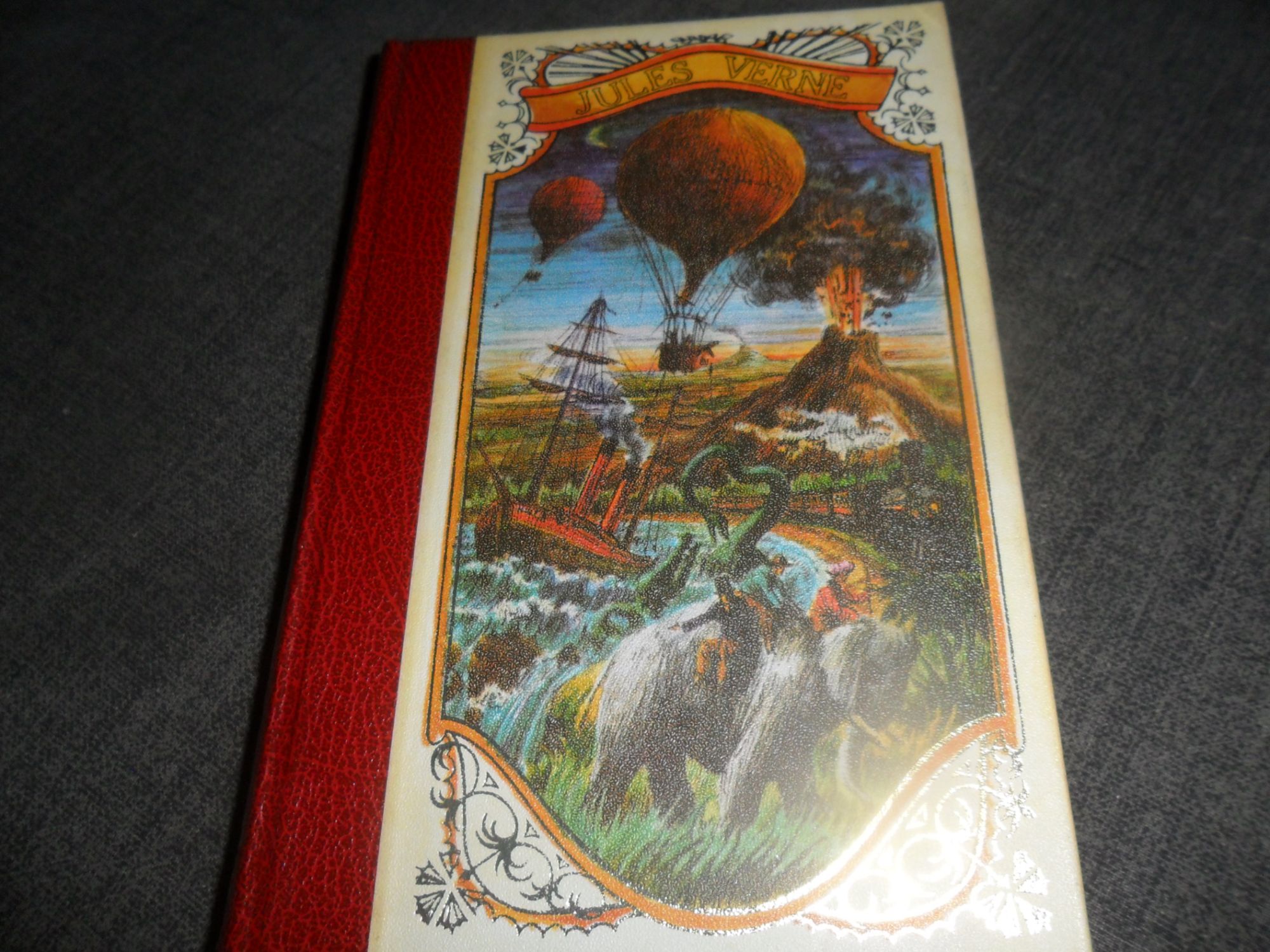 20000 Lieues Sous Les Mers   de JULES VERNE  Format Cartonn 
