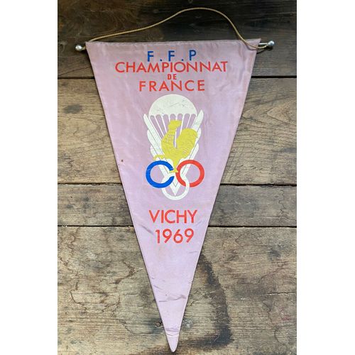 Fanion Parachutisme Vichy 1969