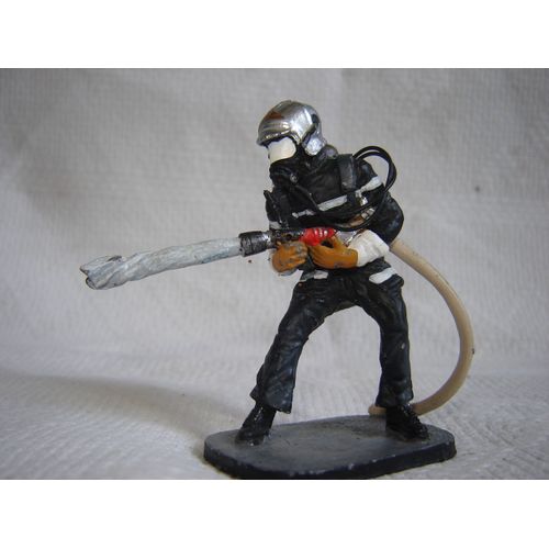 Les Heros Du Feu N° 60 Pompier Cobra : Le Pompier Français En Tenue De Feu Et Ari Sppf1 Paris 1999