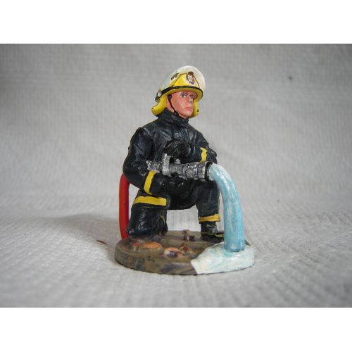 Les Heros Du Feu N° 70 Pompier Cobra : Le Pompier Chilien Tenue De Feu Punta Arenas 1995