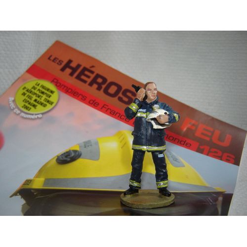 Les Heros Du Feu N° 126 Pompier Cobra : Le Pompier D'aeroport Tenue De Feu Espagne Madrid 2003