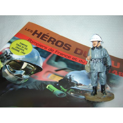 Les Heros Du Feu N° 148 Pompier Cobra : Le Pompier Tenue De Feu Cracovie Pologne 1990