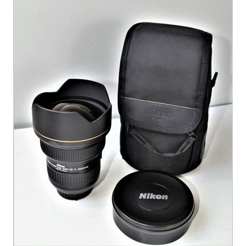 Zoom nikon AF-S Nikkor 14-24 f2.8G ED trés peu servi - livré avec housse