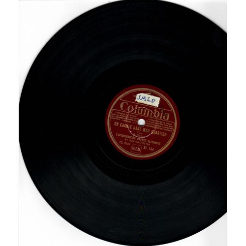 L'accordéoniste Maurice Alexander Et Son Orchestre. Java D'un Soir. On Chante Dans Mon Quartier. 78 T
