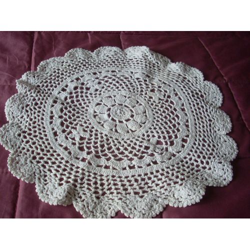 Napperon Crochet Fait Main Diamètre 30 Cm