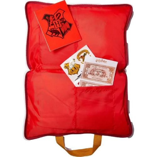 Warner Bros - Coussin A Secrets Et Accessoires Harry Potter (Stickers Et Bloc-Notes)