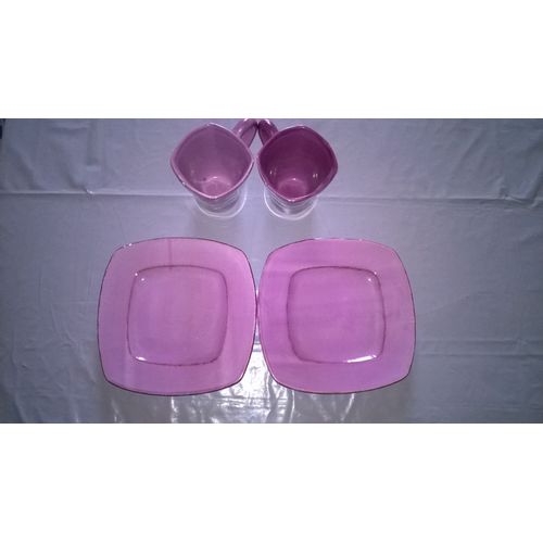 Pour Un Tète À Tète 2 Mugs 2 Assiettes
