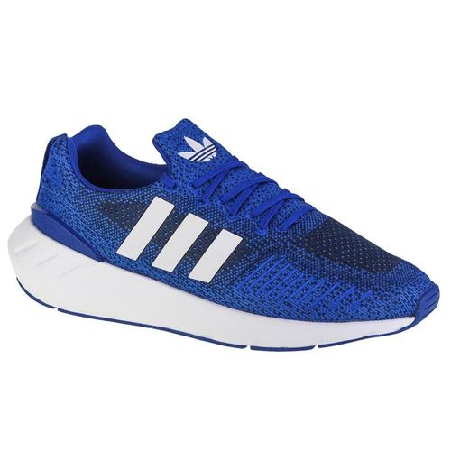 Baskets Basses Adidas Swift Run 22
