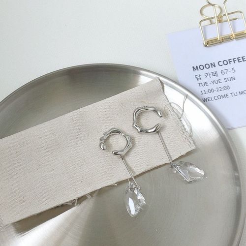 Boucles D'oreilles Non Percées Pour Femme, Bijoux Tendance Français Irrégulier, Cristal Transparent, Couleur Argent, Pour Fête, Nouvelle Collection 2020