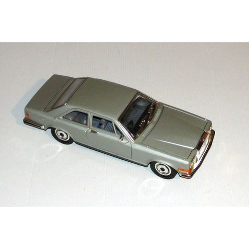 Rolls Royce Camargue Gris Bburago Echel 1.22 Eme - Grande Voiture Metal 24 Cm-Bburago