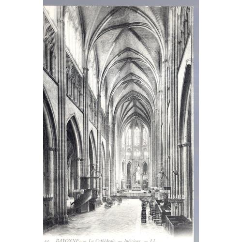 Carte Postale De Bayonne (Pyrénées Atlantiques) La Cathédrale : Intérieur (Réf.44)