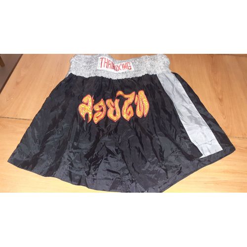 Short Homme Taille S Marque Thaiboxing Noir Et Autres Couleurs Imprimés Très Bon État Matière Nylon